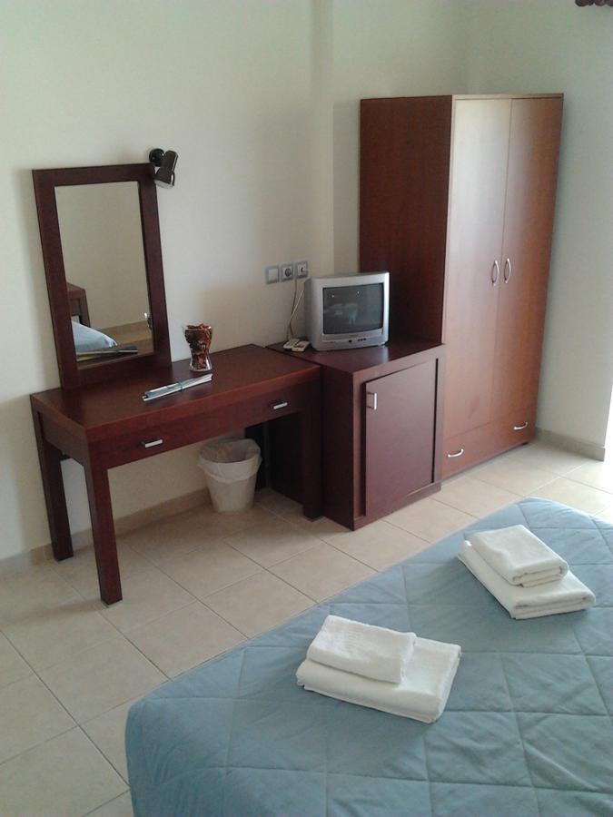 Ionion Star Hotel Tholon Екстер'єр фото