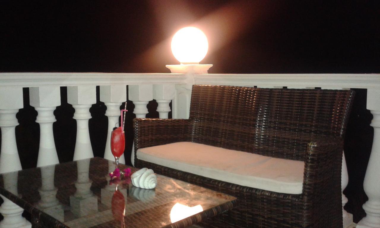 Ionion Star Hotel Tholon Екстер'єр фото